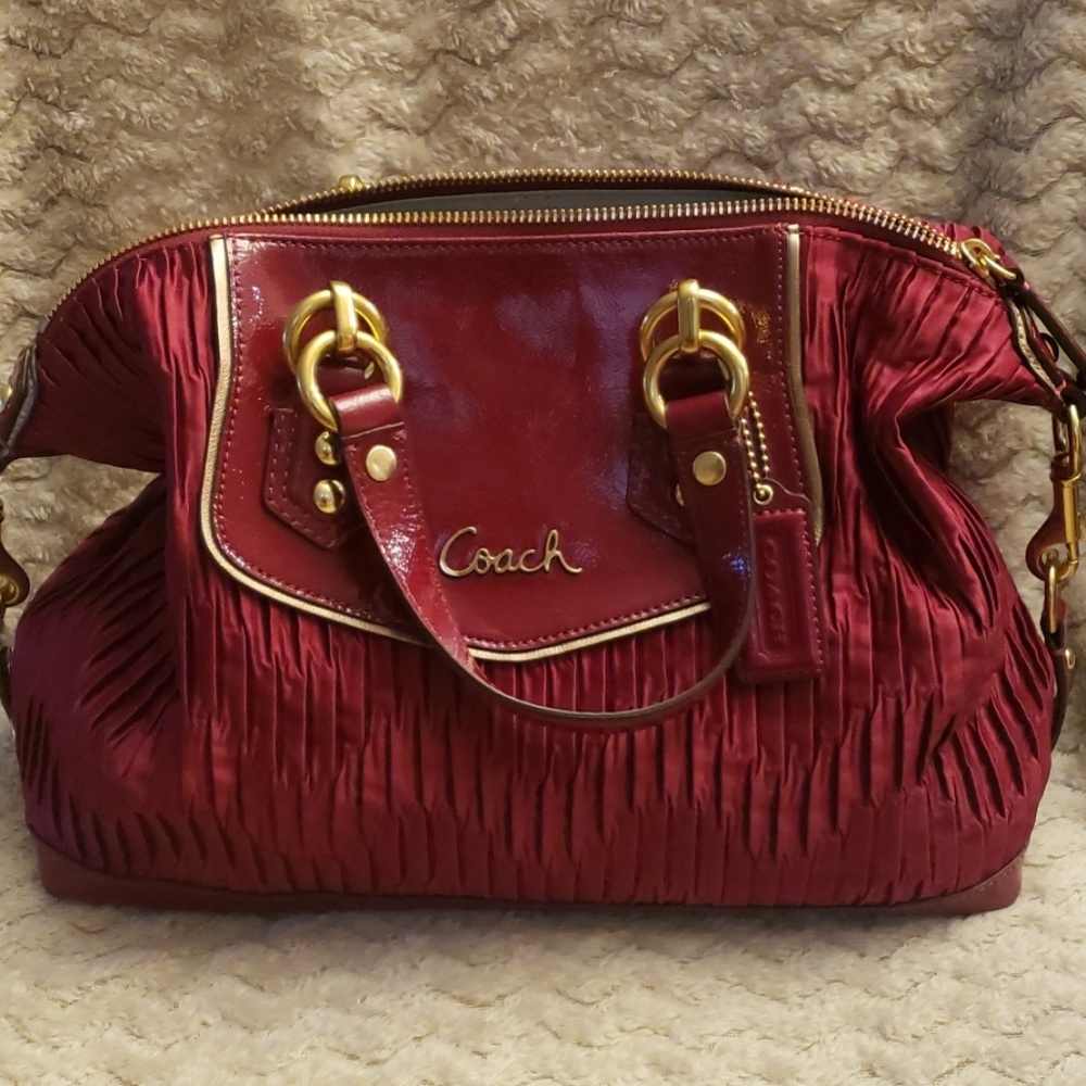 Nwt Coach purse